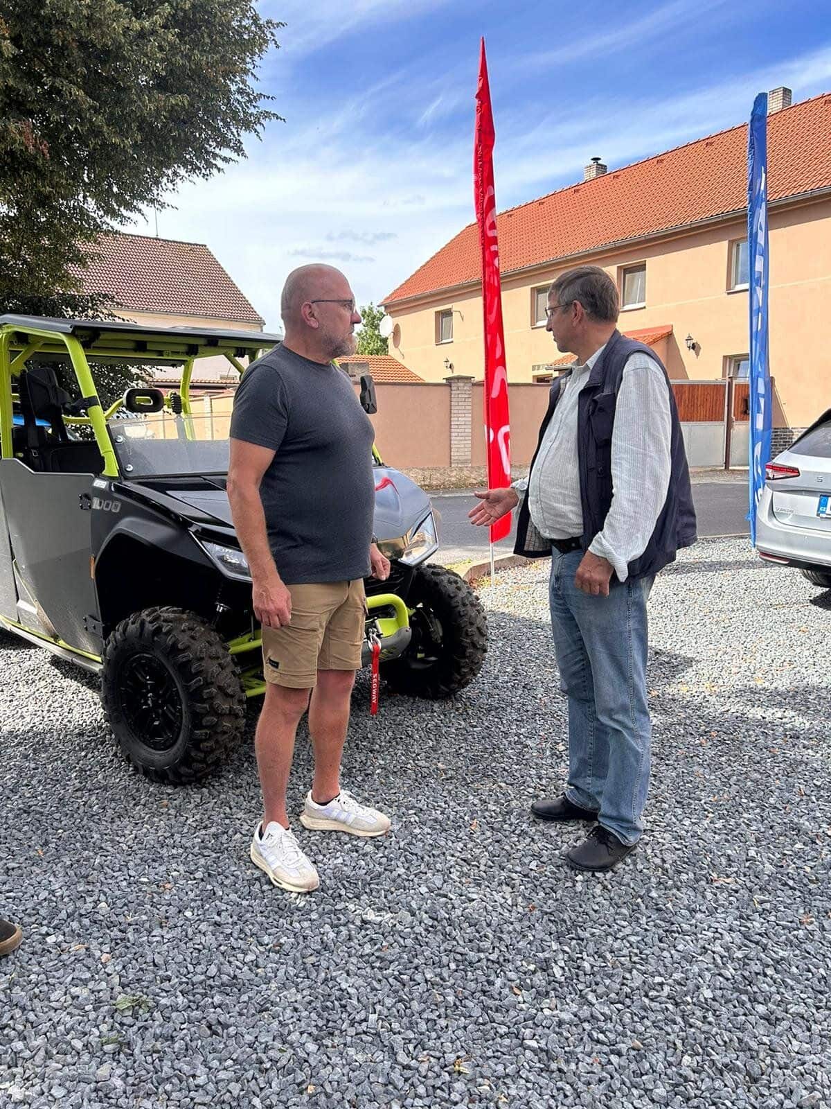 Herec Václav Vydra v rozhovoru na Dni otevřených dveří Auto Špička